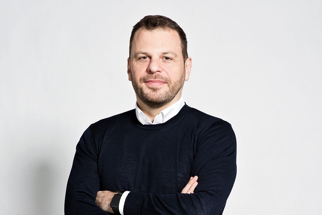 entdecken sie das faszinierende künstlerleben von daniel von luxburg im jahr 2025: einblick in aktuelle projekte, ausstellungen und künstlerische inspirationen.