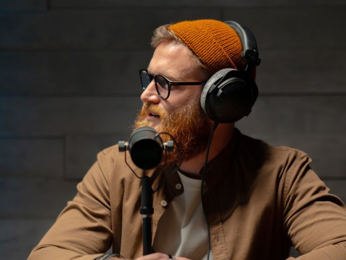 entdecken sie spannende trends, inspirierende interviews und die neuesten entwicklungen rund um podcasts im jahr 2025. alles, was podcast-fans und produzenten wissen müssen!
